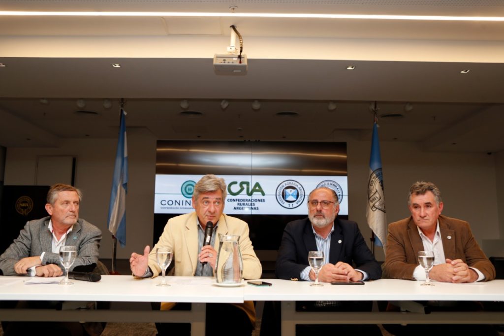 Jorge Chemes: “Tenemos el apoyo de la cadena Agroindustrial”. El CAA se las tomó