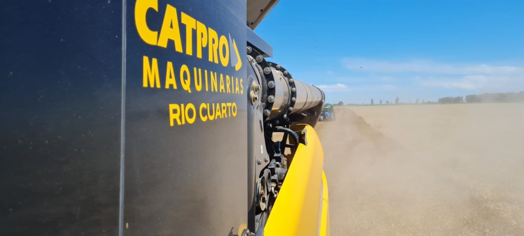 Dinámica: el 7 de julio Catpro New Holland despliega la fuerza azul y amarilla en Río Cuarto