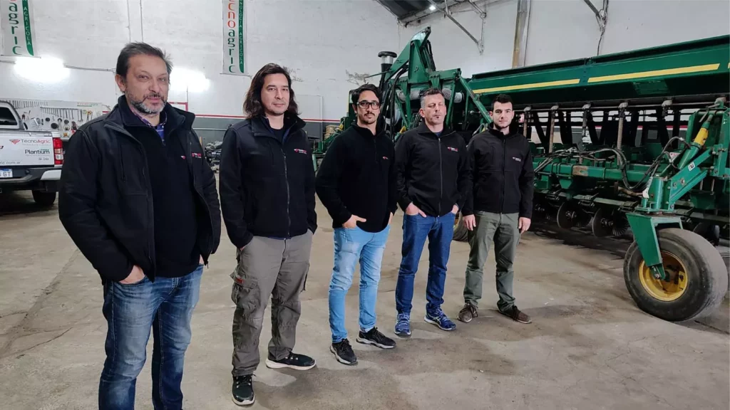 Una empresa logra reconvertir una sembradora usada a nueva en sólo cinco días y con las últimas tecnologías en precisión y telemetría